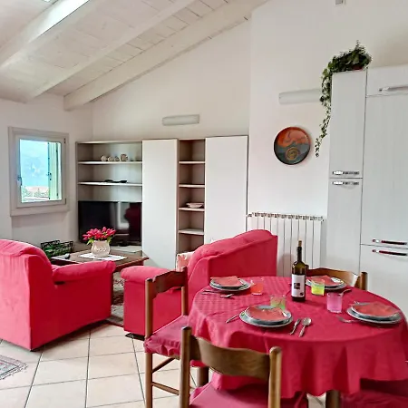 Feel at Home - CASA SOFIA Lovere Buitenkant foto